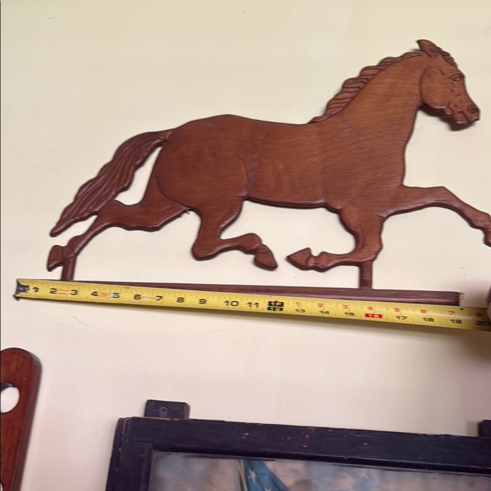 Elegant Brown Horse Wall Decor - Picture 2 of 3
